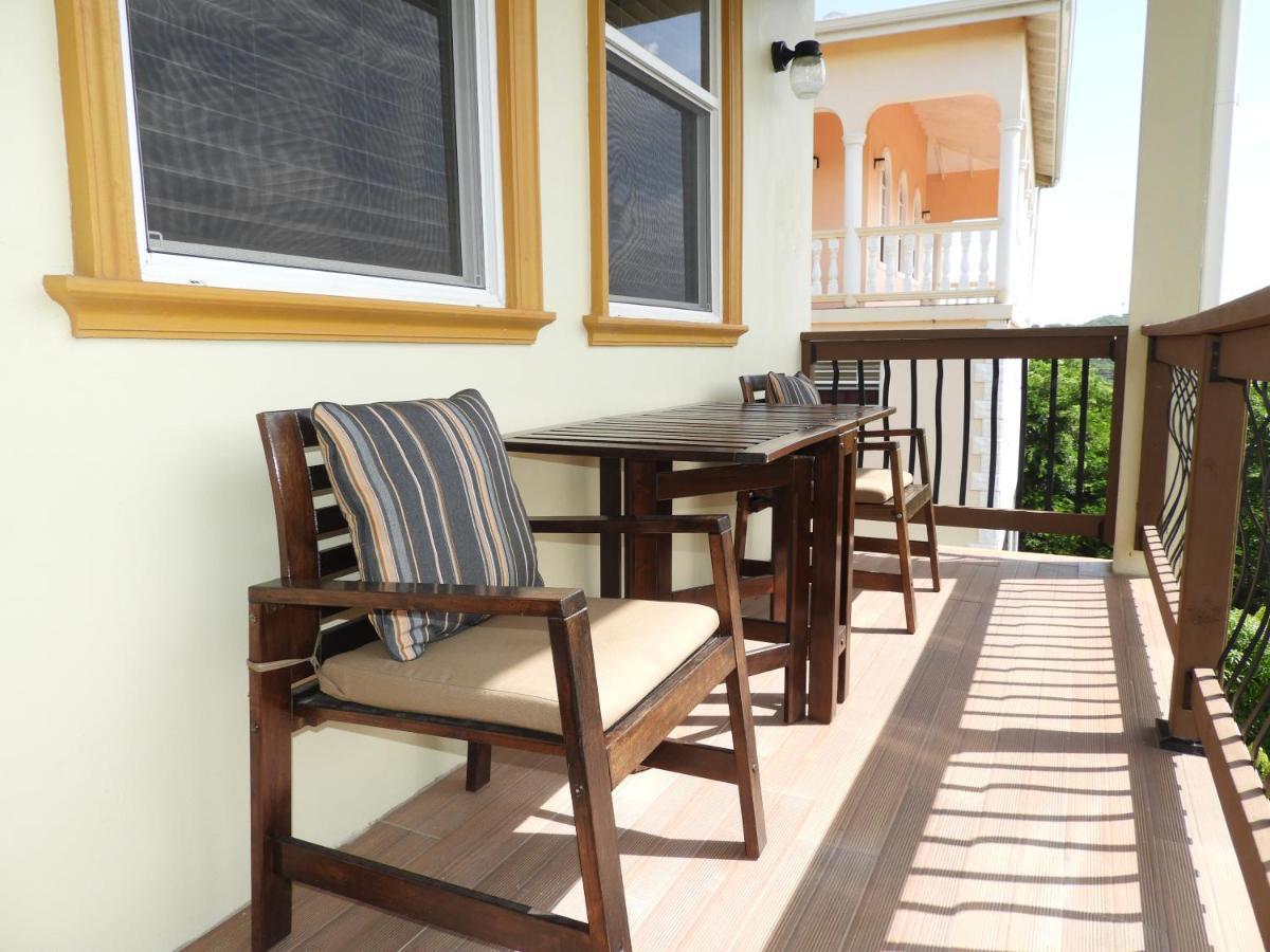 Keep Cool Guesthouse Gros Islet Exterior photo