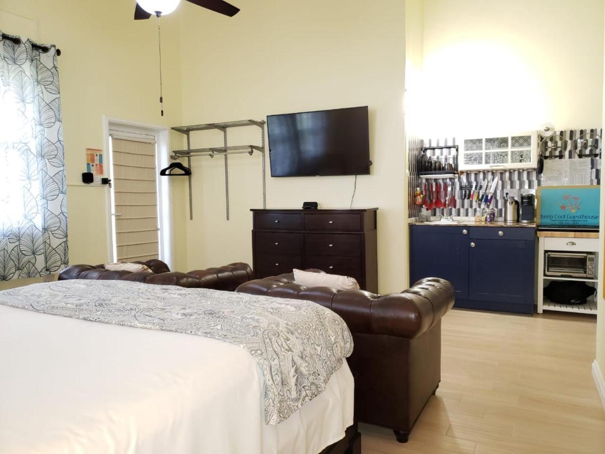 Keep Cool Guesthouse Gros Islet Exterior photo