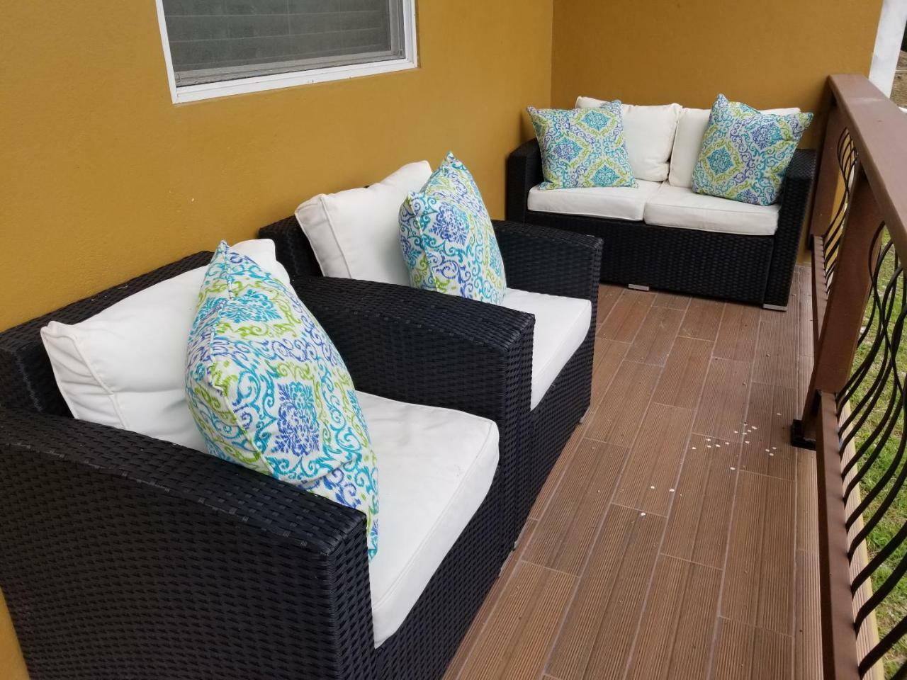 Keep Cool Guesthouse Gros Islet Exterior photo